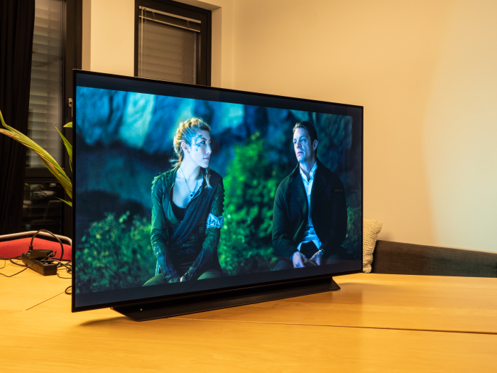 LG OLED48CX9LB (Bild: Oliver Nickel/Golem.de)